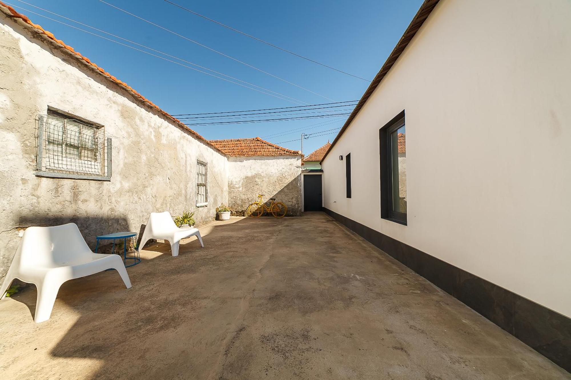 Gafa House - Family And Workplace Villa