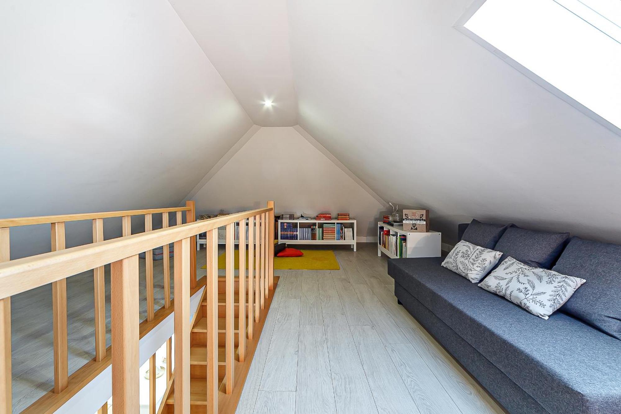 Gafa House - Family And Workplace